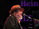 drjohn_side.jpg (47099 bytes)