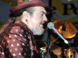 drjohn-close-side.jpg (69532 bytes)